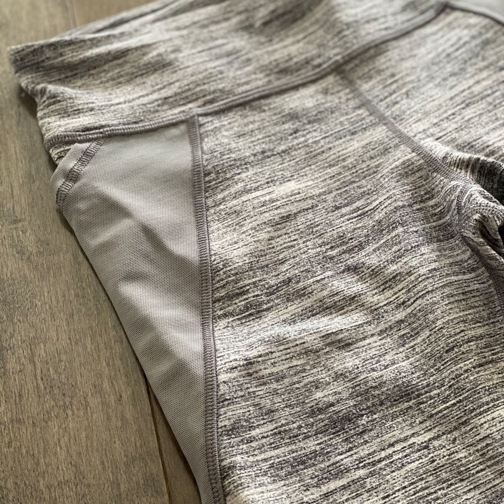 Grey and black ivivva cropped pants
